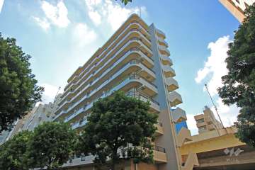 エクセルシオール港区海岸の外観（北東側から）