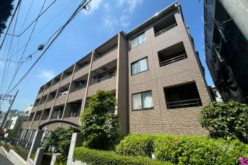 ルフェール南青山の外観（北東側から）