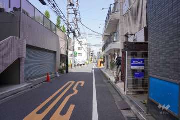 敷地南西側の前面道路　