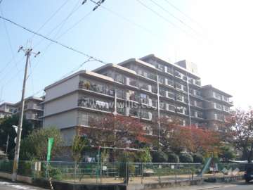 ジークレフ浜田の外観（北西側から）
