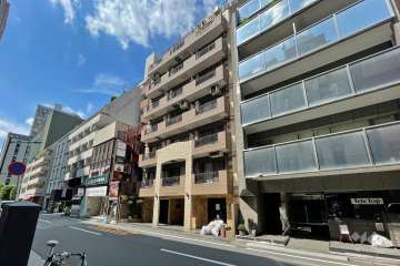 デュオスカーラ赤坂の外観（南側から）