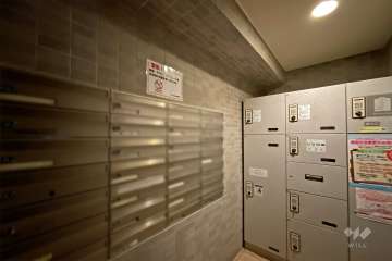 宅配ボックスと共用ポスト