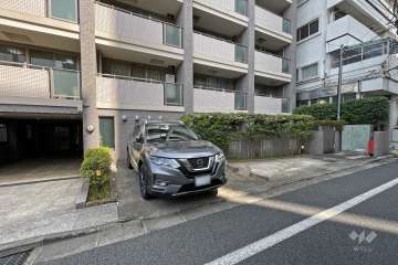 敷地内駐車場（屋外平面式）