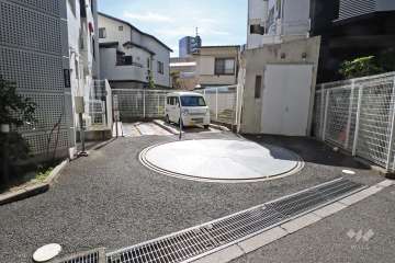 敷地内駐車場（屋外機械式）