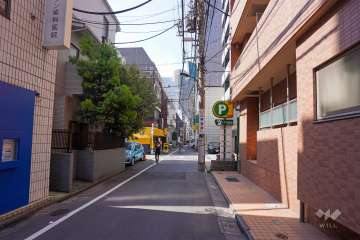 敷地東面の前面道路