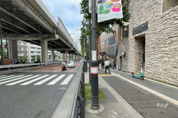敷地北西側の前面道路