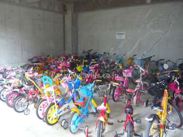 子供用自転車置場