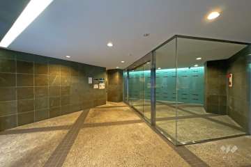 エントランスホール