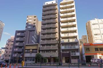 メインステージ麻布十番の外観（南東側から）