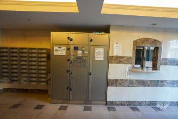 共用ポストと宅配ボックス