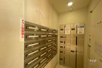 宅配ボックスと共用ポスト