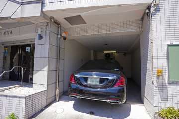 敷地内駐車場（屋内平面式）