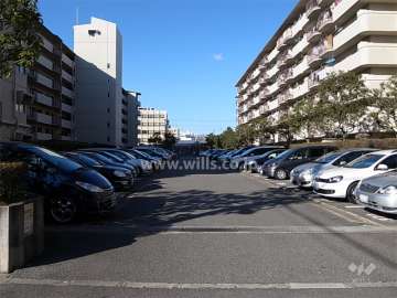 敷地内駐車場（屋外平面式）