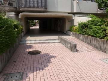 6号棟のエントランス