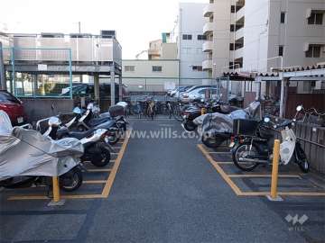バイク置き場