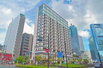 新橋プラザビルコアレジデンスの外観（南西側から）