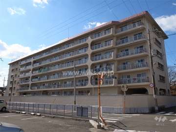 ルネ武庫川の外観（北東側から）