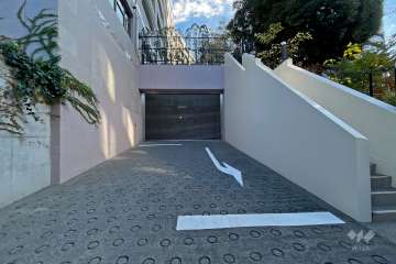 駐車場出入口（リングシャッター付き）