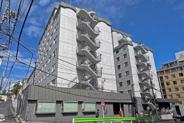 秀和赤坂レジデンシャルホテルの外観（南西側から）