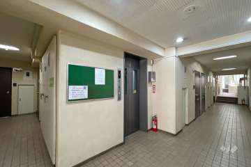 エレベーターホール