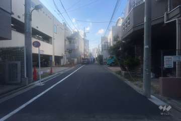 敷地南側の前面道路　