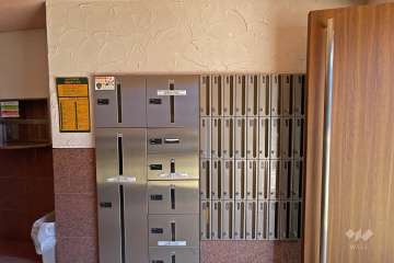 宅配ボックスと共用ポスト