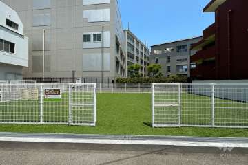 敷地西側にある『こどものにわ』