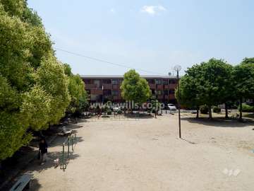 『塚ノ内公園』から見た北塚口シティハウス