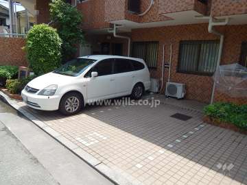 敷地内駐車場（屋外平面式）