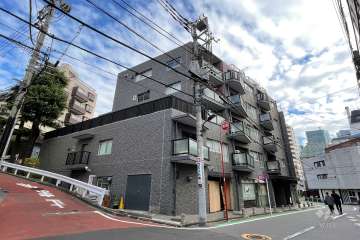 ハイツ赤坂の外観（南西側から）