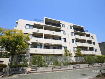 武庫之荘パーク・ハイムの外観（南側から）