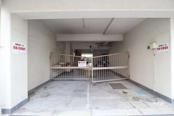 駐輪場の出入り口　