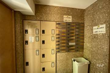 宅配ボックスと共用ポスト