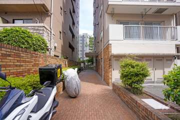 エントランスアプローチ