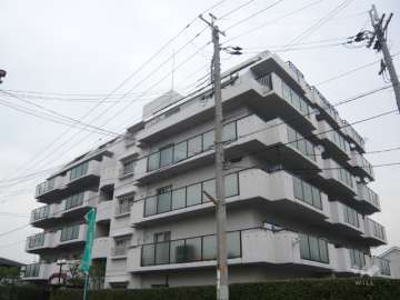 武庫川グランドコーポの外観（南西側から）