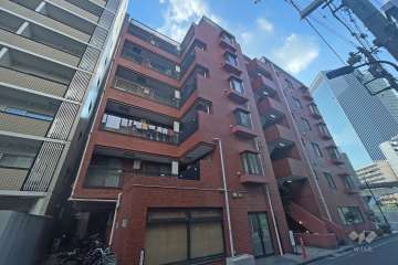 モナークマンション田町の外観（北東側から）