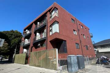 ライオンズマンション元麻布の外観（南東側から）