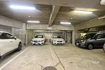 敷地内駐車場（屋内平面式）