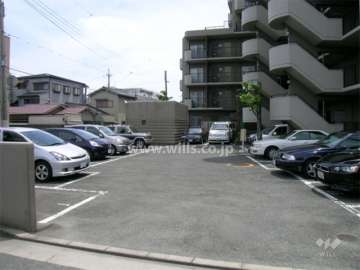 敷地内駐車場