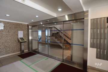 エントランスはオートロック付きです