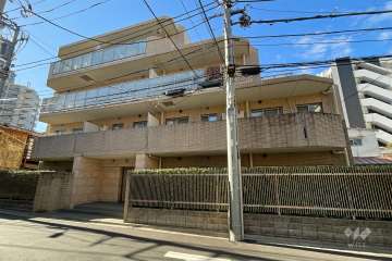 白金ハウス（白金5丁目）の外観（東側から）