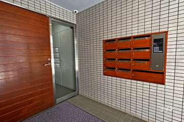 エントランス内オートロックと共用ポスト