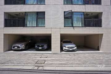 敷地内駐車場（屋内平面式）