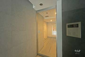 エントランスはオートロック付きです。