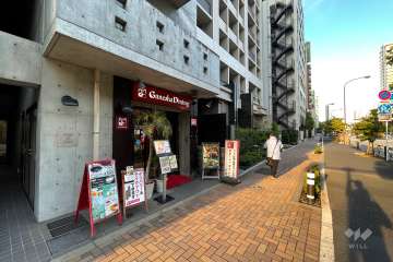 敷地南西側の前面道路