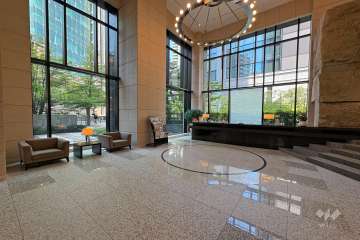 エントランスホール