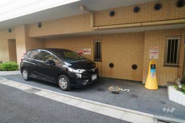 敷地内駐車場（屋外平面式）