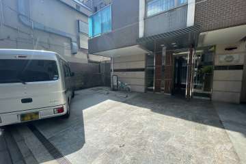 敷地内駐車場（屋外平面式）