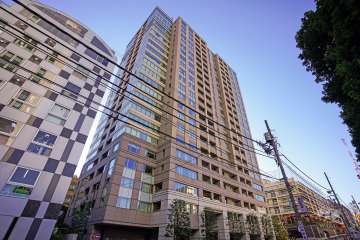 ザレジデンス三田の外観（北東側から）