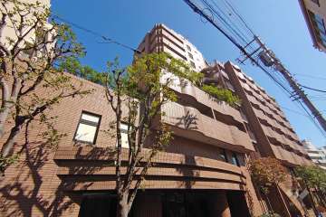 ベルテ南青山の外観（北西側から）